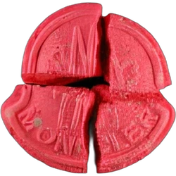 Таблетка Moncler — MDMA — Швейцарія
